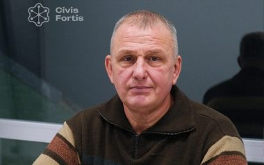 “З полону людина повертається дезорієнтованою”, – Владислав Єсипенко про потреби цивільних заручників після російської неволі